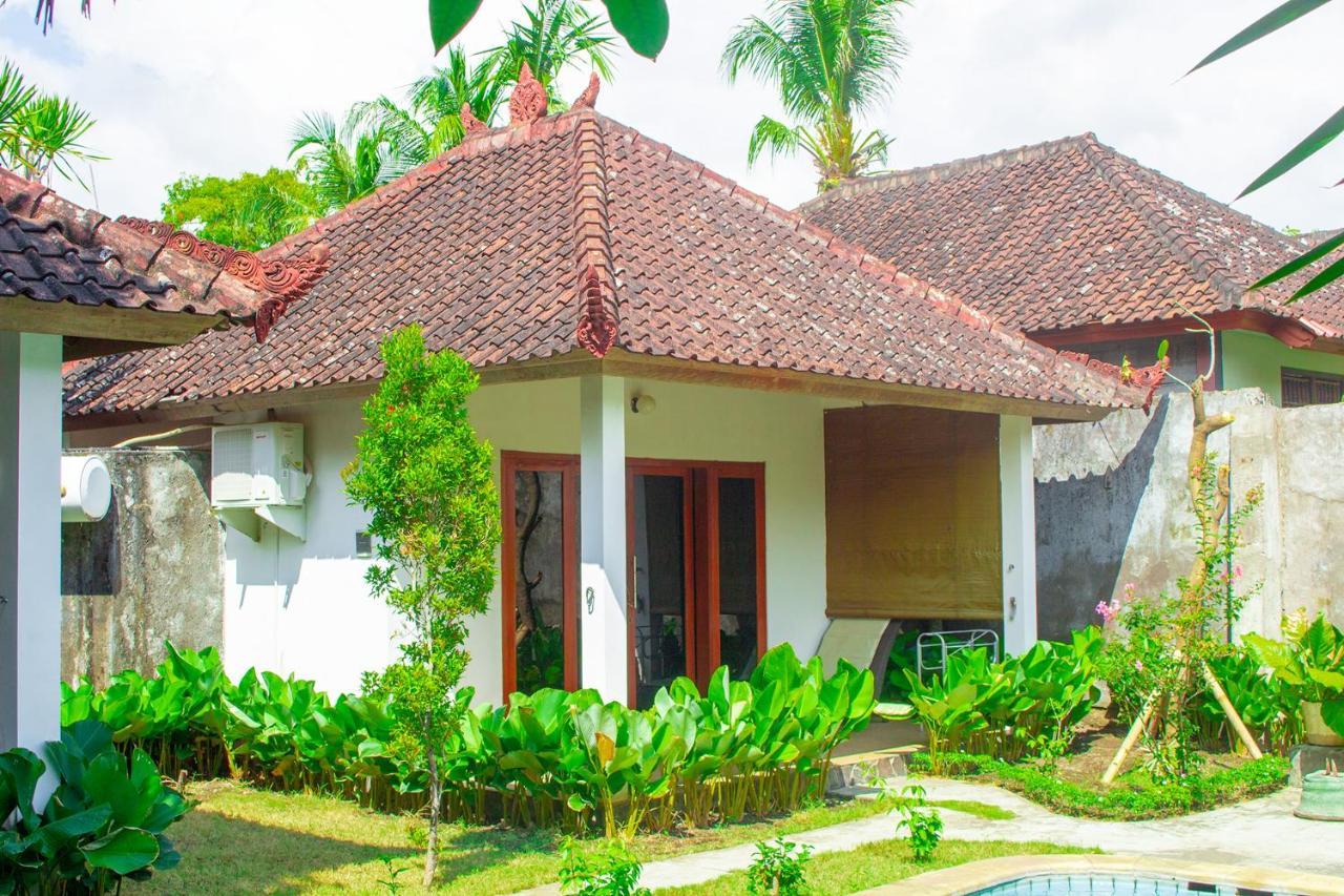 Ocean Sun Homestay Tulamben Buitenkant foto