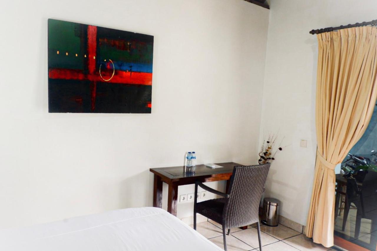 Ocean Sun Homestay Tulamben Buitenkant foto